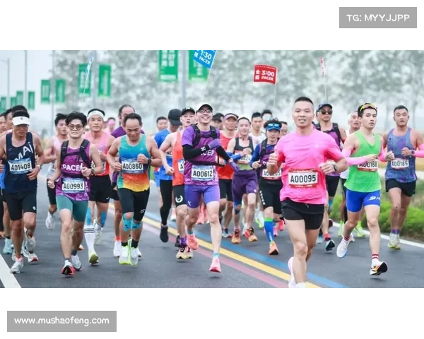 马拉松陪跑成为新兴职业两个月收入预期突破六万引关注 马拉松陪跑成为新兴职业两个月收入预期突破六万引关注